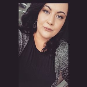 Meet your Posher, Michaela